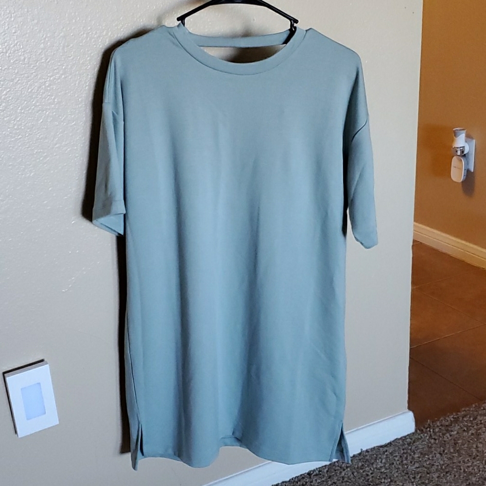 Forever 21 T-Shirt dress